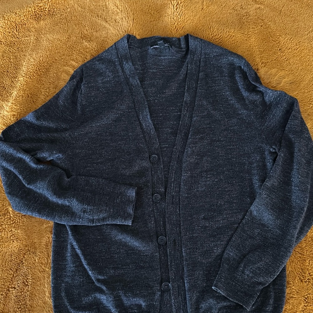 Men’s sweater